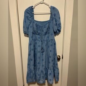 BRAND NEW: SHEIN WYWH Elegant embroidered plus size dress. (SOLD OUT ONLINE)